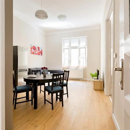 Kresz Geza 29 Westend Station 2 Bedrooms+Living Ac Budapeste Exterior foto